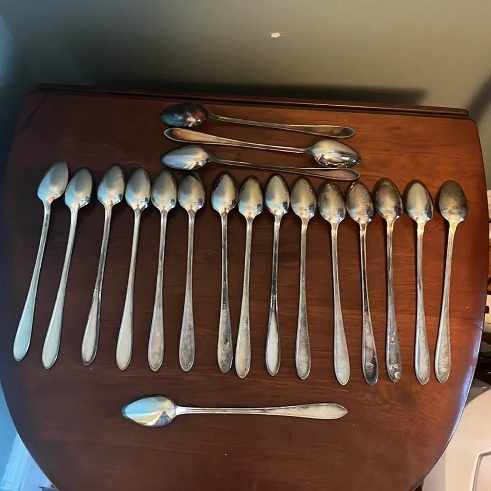Flame (Silverplate, 1938) by National Silver Co Iced Tea Spoons Set of 19 Dining
